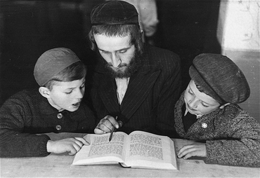 Jewish Learning with two boys